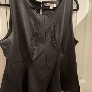 Jennifer Lopez Elegant Black Textured Top